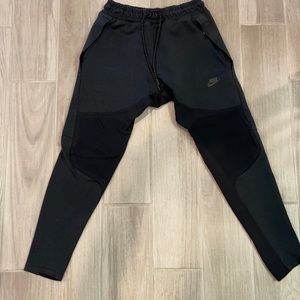 Nike tech fleece jogger